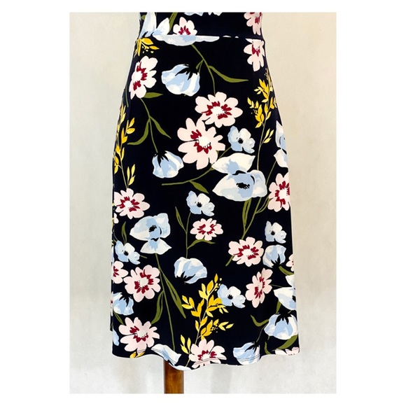 Ann Taylor Factory Flutter Sleeve Floral Dress - Picture 8 of 11